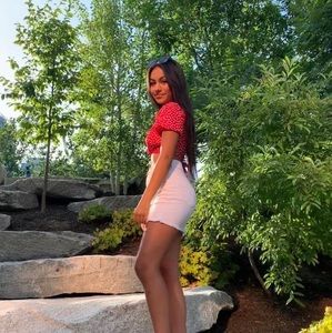 Meet your Posher, Sofia